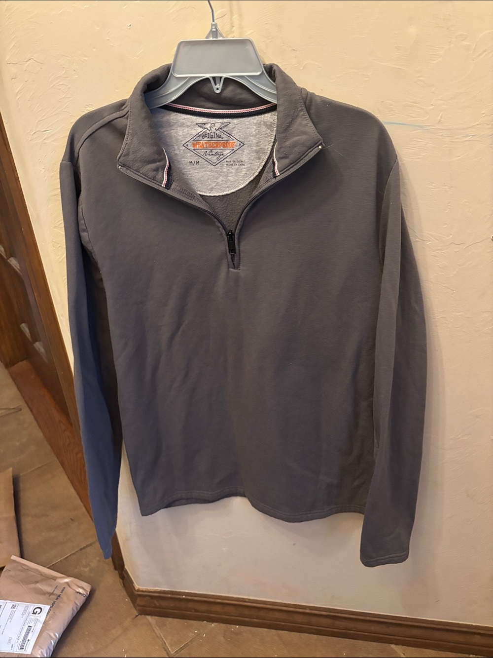 Weatherproof pullover size medium
